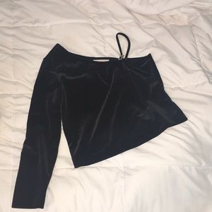 Single strap black velvet too
